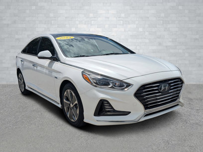 Used 2019 Hyundai Sonata Limited w/ Ultimate Package 02