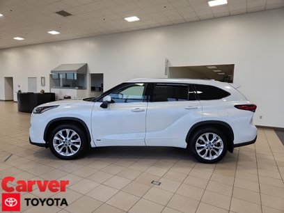 Used 2023 Toyota Highlander Limited