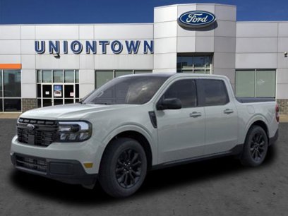 New 2024 Ford Maverick Lariat w/ Black Appearance Package