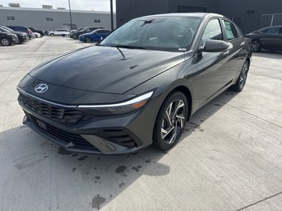 New 2025 Hyundai Elantra Limited