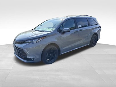 New 2025 Toyota Sienna XLE Woodland Edition
