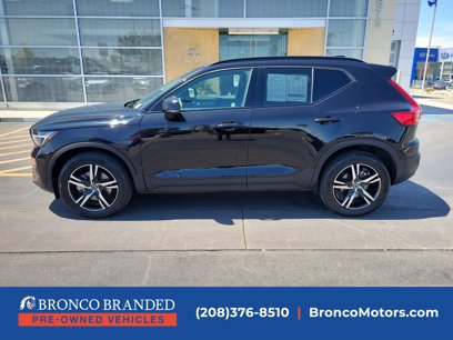 Used 2023 Volvo XC40 B5 Plus