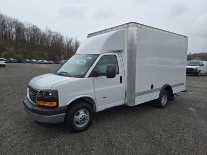 New 2024 GMC Savana 3500 w/ Power Convenience Package
