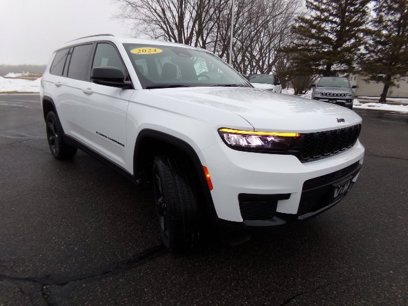 Used 2024 Jeep Grand Cherokee L Altitude