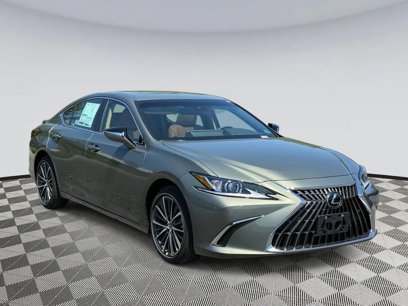 New 2025 Lexus ES 300h w/ Premium Package