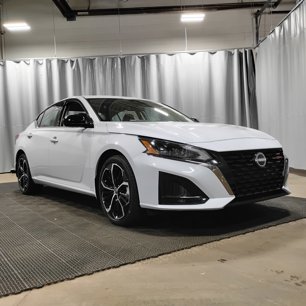 New 2024 Nissan Altima 2.5 SR w/ SR Premium Package