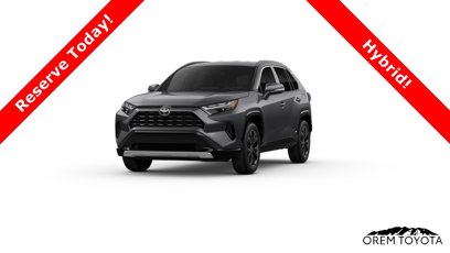 New 2025 Toyota RAV4 SE w/ Convenience Package