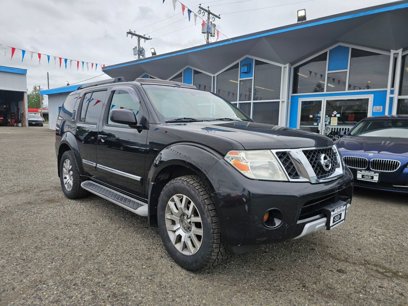 Used 2011 Nissan Pathfinder LE