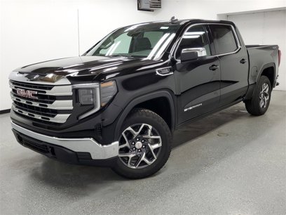 New 2025 GMC Sierra 1500 SLE w/ Preferred Package