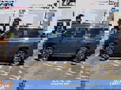 New 2024 Jeep Wagoneer L Series III w/ Premium Group I