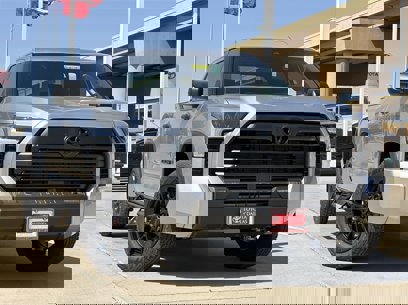 New 2025 Toyota Tundra SR5