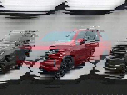 Used 2024 Chevrolet Suburban LT w/ LT Signature Plus Package