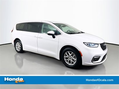 Used 2023 Chrysler Pacifica Touring-L