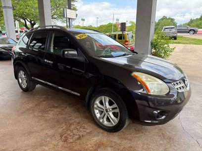 Used 2012 Nissan Rogue SV