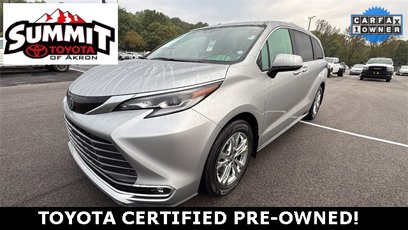 Certified 2022 Toyota Sienna Platinum