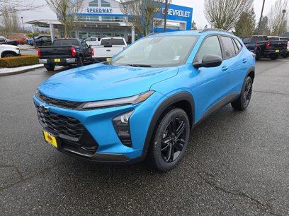 New 2025 Chevrolet Trax ACTIV w/ Sunroof Package
