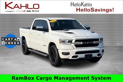 Used 2019 RAM 1500 Laramie w/ Sport Appearance Package