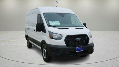 New 2025 Ford Transit 250 148 Medium Roof w/ Load Area Protection Package