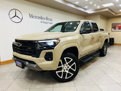 Used 2023 Chevrolet Colorado Z71 w/ Z71 Convenience Package 2