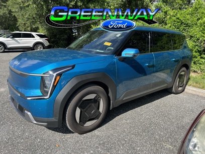 Used 2025 Kia EV9 Wind