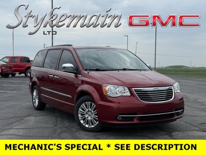 Used 2015 Chrysler Town & Country Touring-L w/ Driver Convenience Group