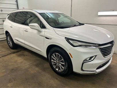 Certified 2023 Buick Enclave Essence w/ LPO, Floor Liner Package