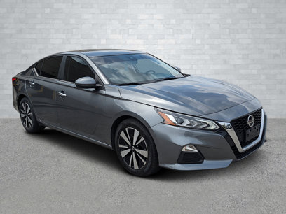 Used 2022 Nissan Altima 2.5 SV