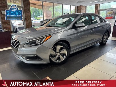 Used 2017 Hyundai Sonata Limited w/ Ultimate Package 02