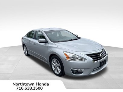 Used 2014 Nissan Altima 2.5 SL w/ Technology Package