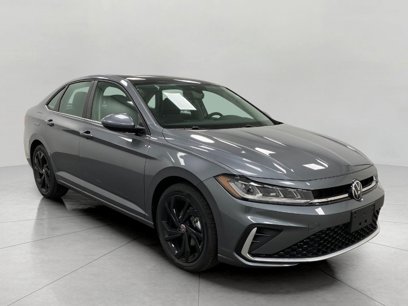 New 2025 Volkswagen Jetta SE