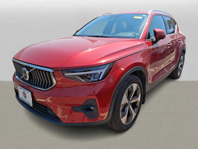 Used 2023 Volvo XC40 B5 Plus w/ Driver Assist Package