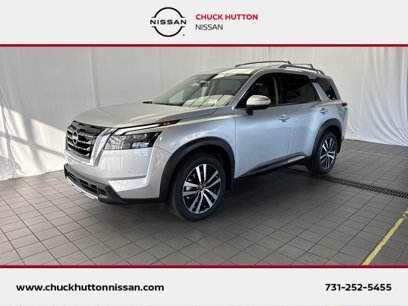New 2025 Nissan Pathfinder Platinum w/ Cargo Package