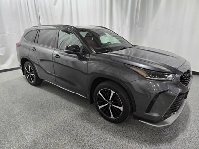 Used 2021 Toyota Highlander XSE