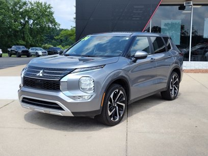 Used 2024 Mitsubishi Outlander SE