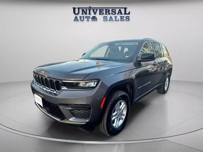 Used 2024 Jeep Grand Cherokee Laredo