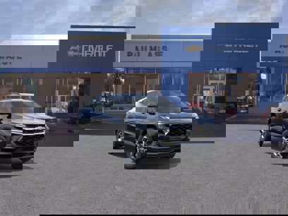 New 2025 Chevrolet Trax LT w/ Driver Confidence Package