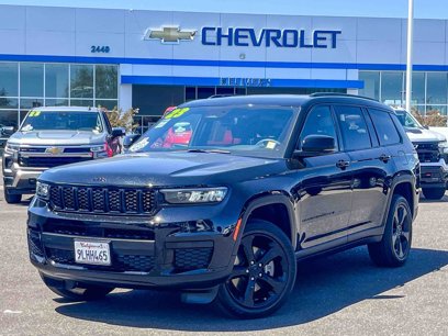 Used 2023 Jeep Grand Cherokee L Laredo