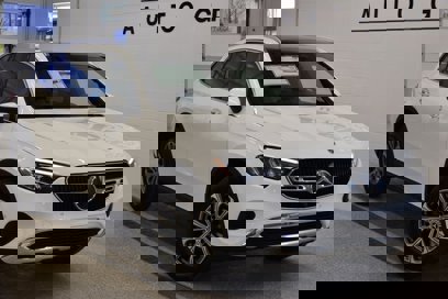 New 2025 Mercedes-Benz GLC 300 4MATIC