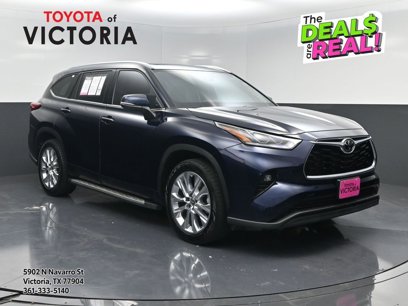 Used 2022 Toyota Highlander Limited