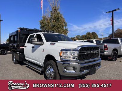 New 2024 RAM 3500 Tradesman w/ Chrome Appearance Group