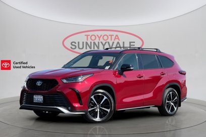 Certified 2022 Toyota Highlander XSE
