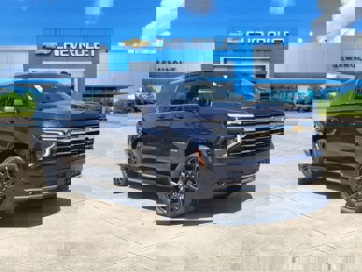 New 2025 Chevrolet Suburban LT w/ Comfort Package
