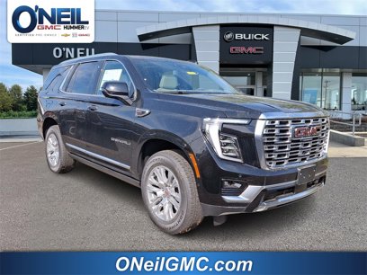 New 2025 GMC Yukon Denali w/ Sun & Power Step Package