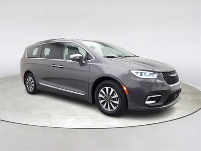 Used 2021 Chrysler Pacifica Limited
