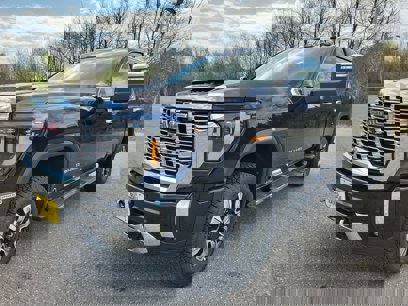 New 2025 GMC Sierra 2500 Denali