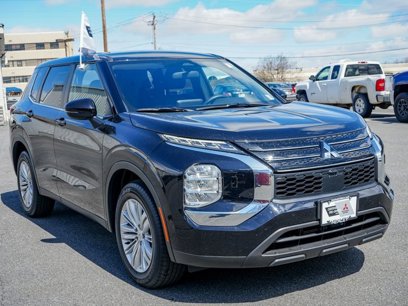 Used 2024 Mitsubishi Outlander ES