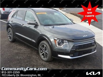 New 2025 Kia Niro SX