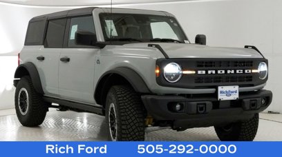 New 2024 Ford Bronco Black Diamond w/ Sasquatch Package