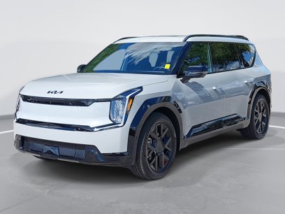 New 2026 Kia EV9 Land w/ Nightfall Edition Package
