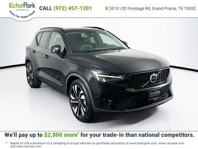 Used 2025 Volvo XC40 B5 Plus